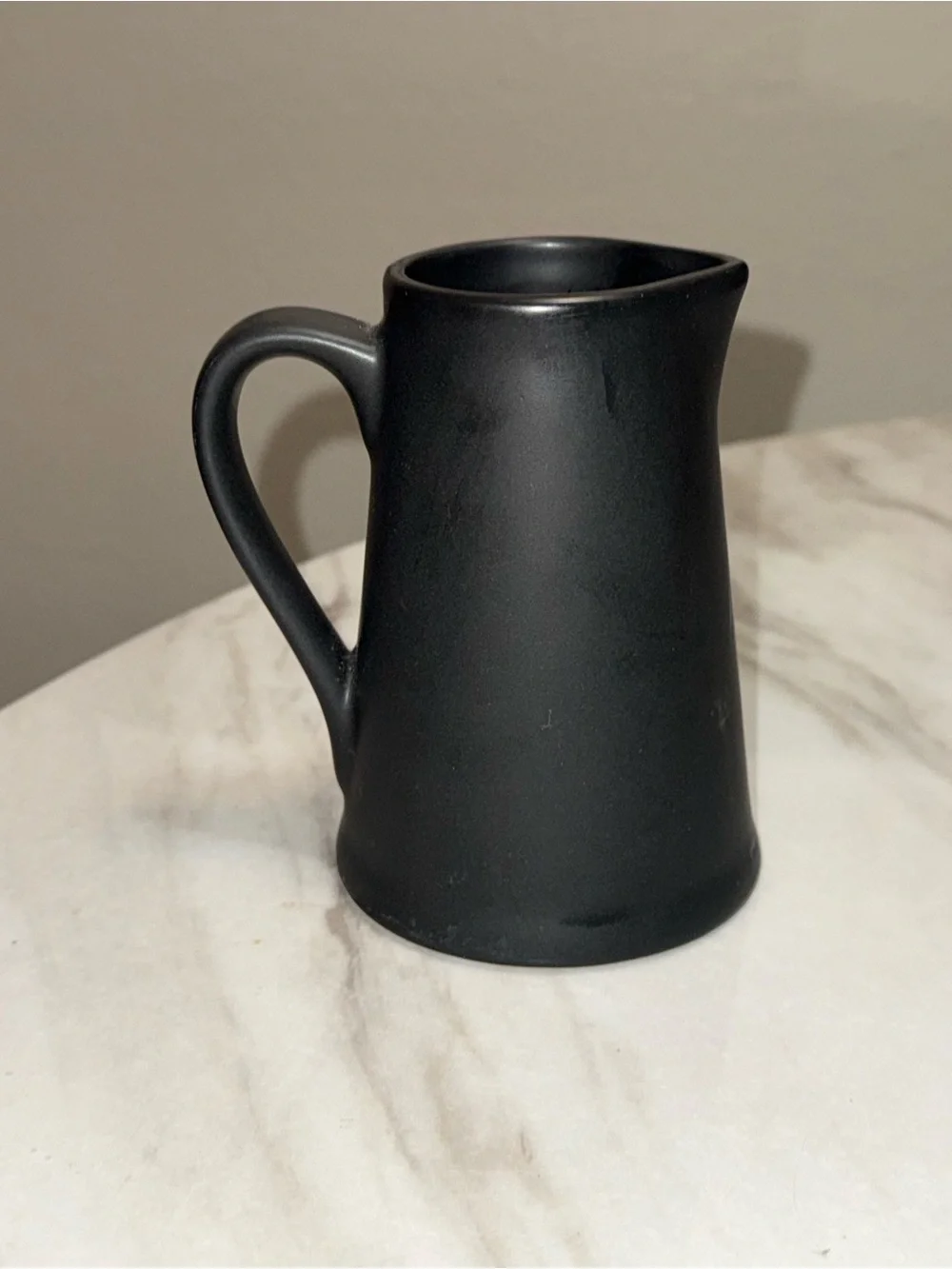 Robert Stanley Black Matte Ceramic Pitcher 14 oz Microwave Safe Solid Shield